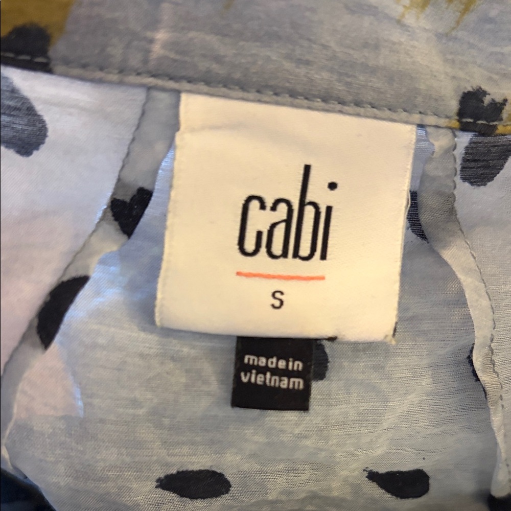 CAbi Hunter Blouse fall 2024 Sz Small - Picture 7 of 13